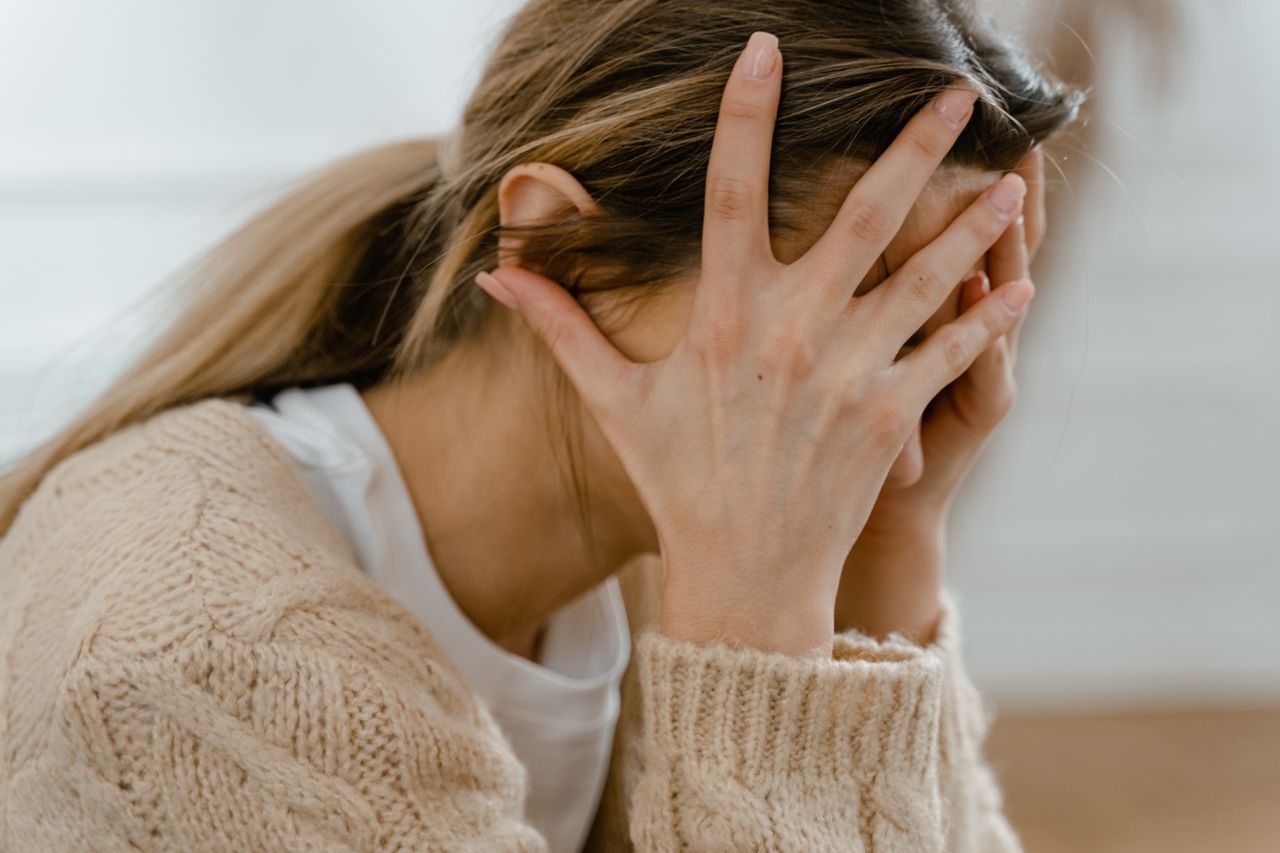 5 herramientas de DBT para cuando te sientes desbordada por tus emociones
